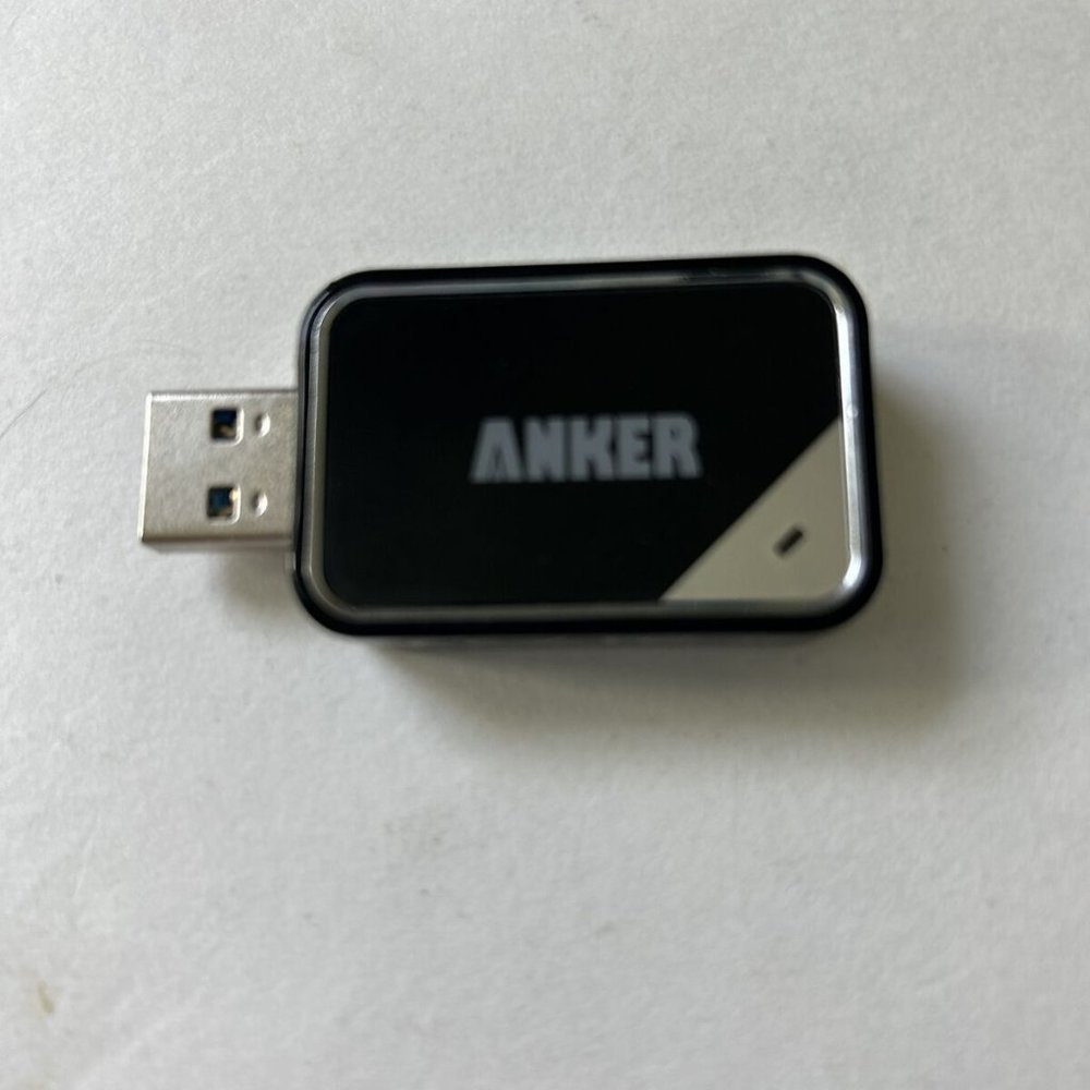 Anker 2-in-1 USB 3.0 SD Card Reader for SDXC, SD-AR200